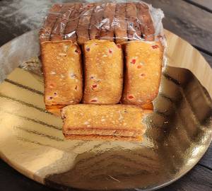 S Tuty Fruity Rusk ( 250 Gms)