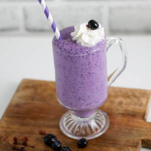 Blueberry Milk Shakes