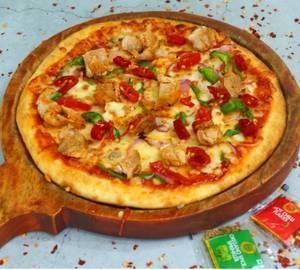 Tandoori Chicken Tikka Pizza