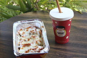 Whole Wheat Cheesy Veggie Dumpling (Wheat Momos) [8 Pieces]