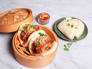 Soy Chilli Chicken Bao