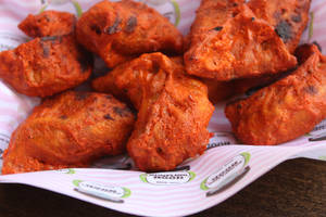 Whole Wheat Tandoori Veg Sampler Dumpling (Wheat Momos) [8 Pieces]