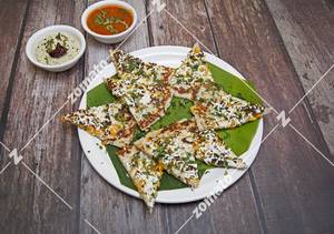 Makai Paneer Uttapam