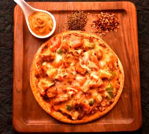 Kaju Chicken Pizza