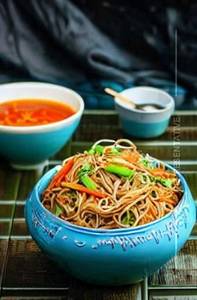 Hakka noodles