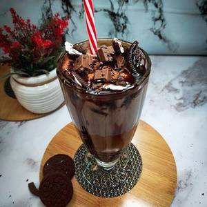 Kitkat milkshake