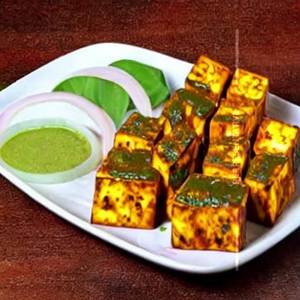 Paneer Kaju Masala