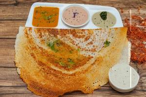 Onion Rava Masala Dosai 