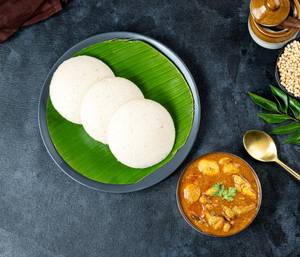 Millet Idli 3 pc with Boneless Chicken Curry
