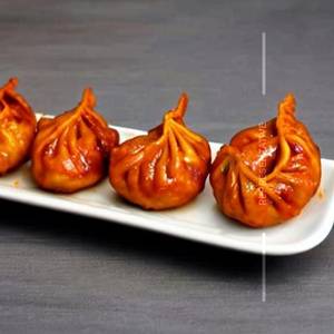 Fried peri peri chicken momos