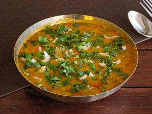 Hare Pyaaz Aur Lehsoon Ki Khichdi(400 Gm)