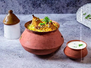 Matka Dum Veg Biryani