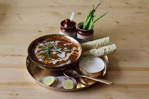 Dal Makhani Khichdi (425 Gm)