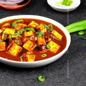 Paneer Mushrooms In Sichuan Gravy