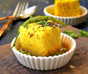 Dhokla [500 grams]