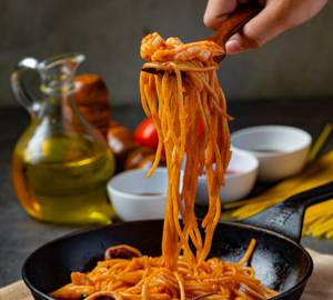 Mix Sauce Spaghetti With Chicken & parmesan (chicken)