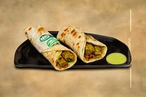 Hariyali Paneer Tikka Roll