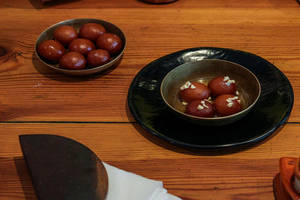 Gulab Jamun (4pcs)