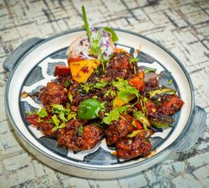 Chilli Chicken/ Garlic Sauce/ Thai Basil/ Honey Chilli [10 Pieces]