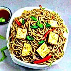 Paneer noodles