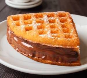 Nutella Sandwich Waffle
