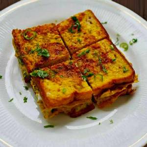 Bread omelette [2 eggs]