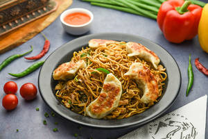 Momo Noodles