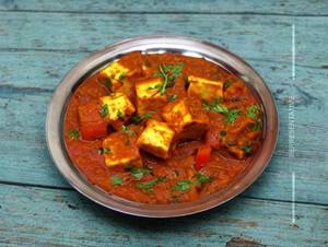 Matar Paneer