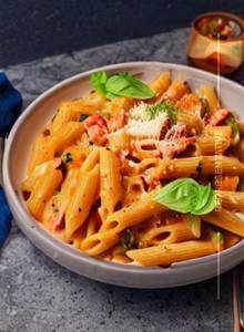 Mix souce pasta penne