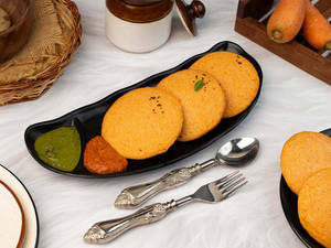 Carrot Idli [3 Pcs]
