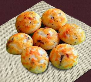 Veg Paniyaram (6 Pcs)