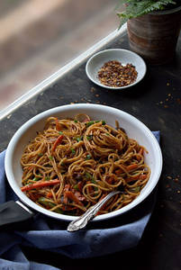Burn Garlic Fried Noodles