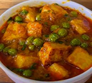 Matar paneer