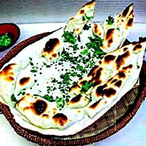 Stuffed naan