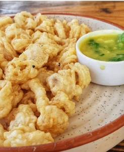 Golden Fried Calamari