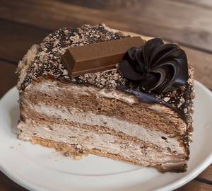 S Kit Kat Chocolate Pastry