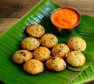 Masala Egg Paniyaram (6 Pcs)