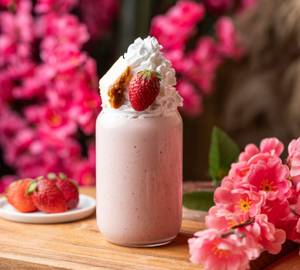 Strawberry Cheesecake Shake