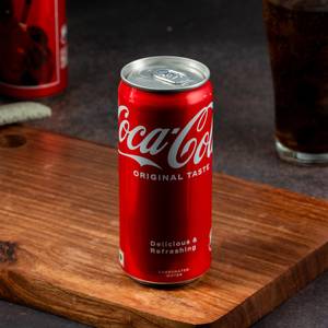 Coke Can (300 ml)
