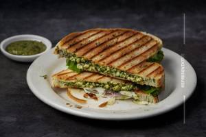 Pesto Chicken Sandwich