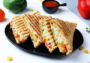 Italian Veg Sandwich (4 Slices)