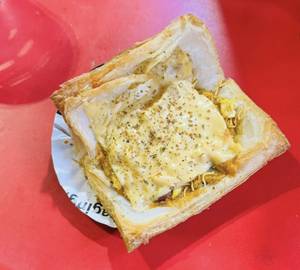 Aloo Garlic Cheese ( Bahubali )