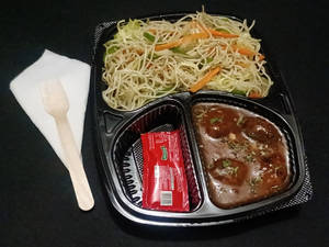 Veg Manchurian Gravy With Noodles Combo