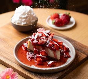 Strawberry Cheesecake - Small