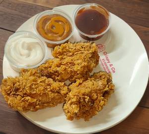 Hot & crispy chicken wings + free mayonnaise
