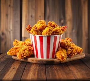 20 pieces crispy wings and lolipops box