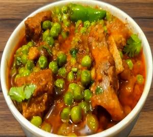 Fish And Peas Curry