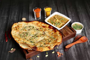 Amritsari Aloo Kulcha Meal 2pcs [NO ONION NO GARLIC]