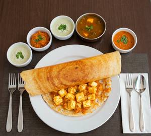 Butter Paneer Dosa