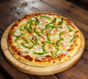 Tomato and cheese pizza